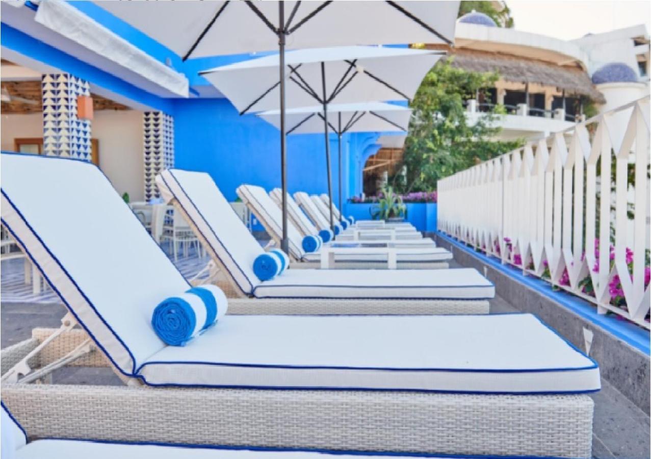 Hotel Luxury Patio Azul (Adults Only) 巴亞爾塔港 外观 照片 The pool at the Bel Air Hotel
