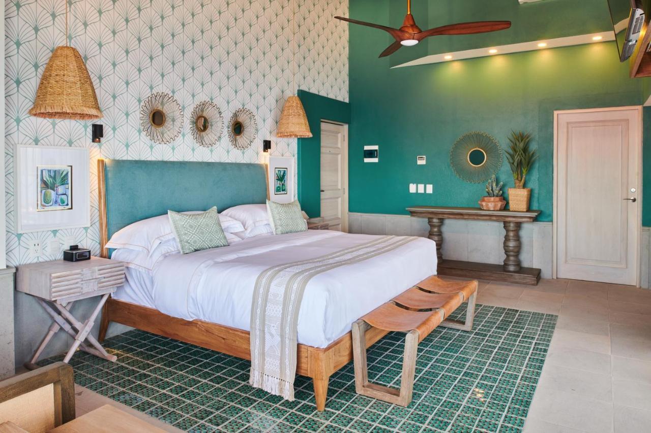 Hotel Luxury Patio Azul (Adults Only) 巴亞爾塔港 外观 照片 A bedroom at the hotel