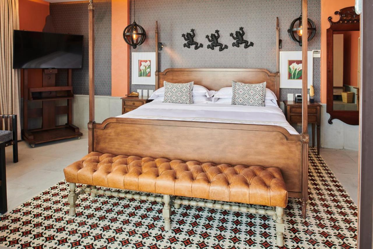 Hotel Luxury Patio Azul (Adults Only) 巴亞爾塔港 外观 照片 A bedroom at the hotel