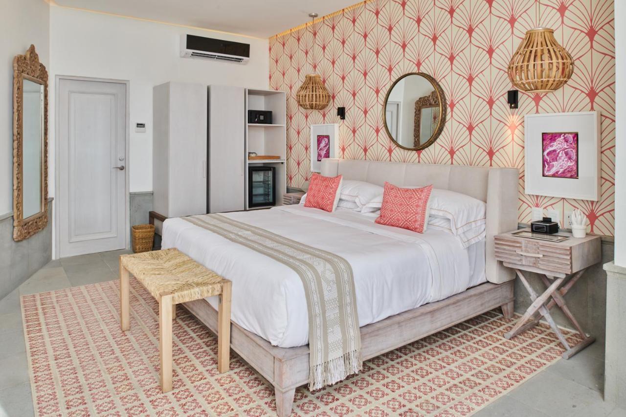 Hotel Luxury Patio Azul (Adults Only) 巴亞爾塔港 外观 照片 A bedroom at the hotel