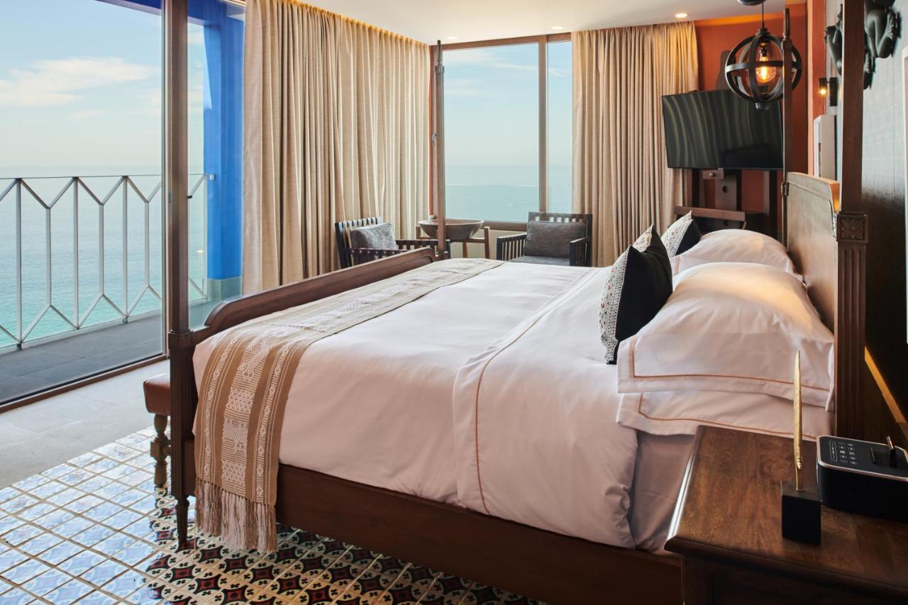 Hotel Luxury Patio Azul (Adults Only) 巴亞爾塔港 外观 照片 A bedroom at the hotel